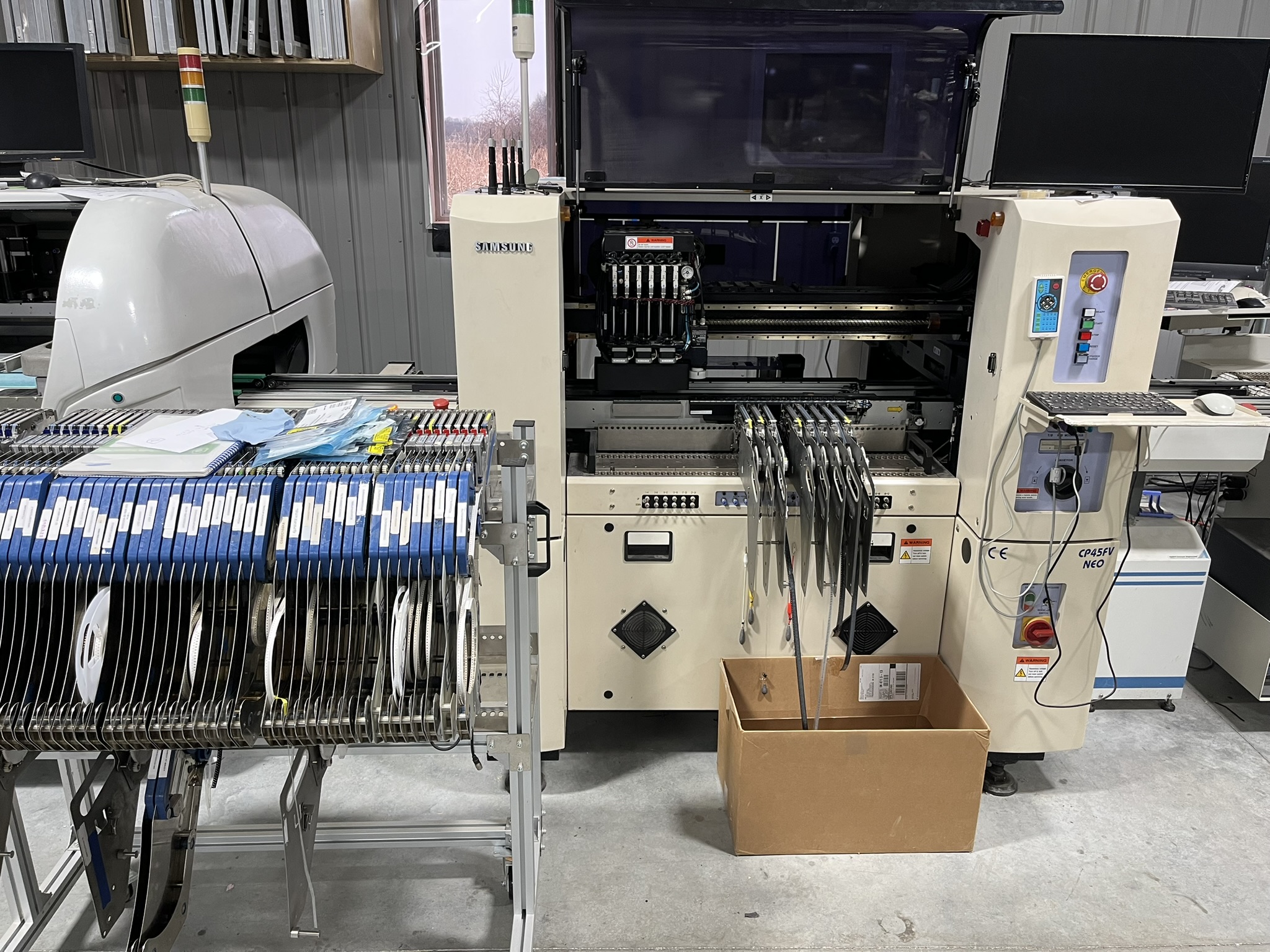 Samsung pick-and-place machine